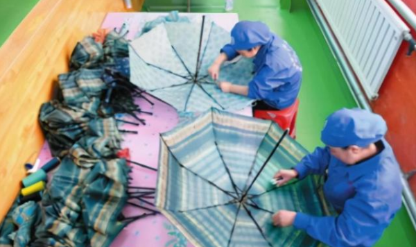 60歲大爺退休再創業，靠“老天爺”賞飯吃，一年狂賺20億