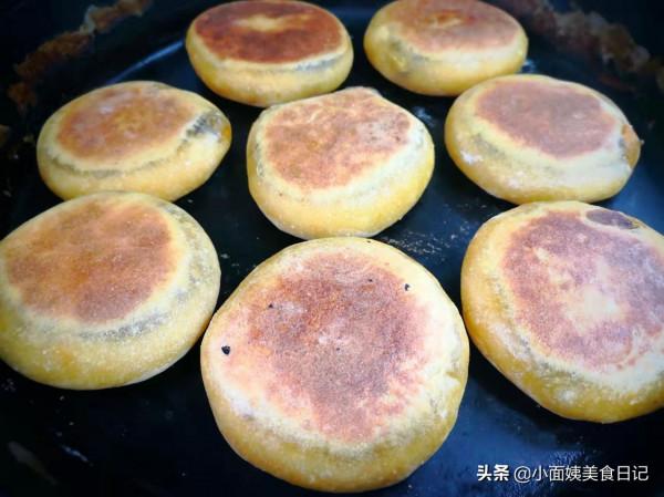 深秋，這水果正當季，維C含量極高，潤肺去燥，做成餅特別香甜