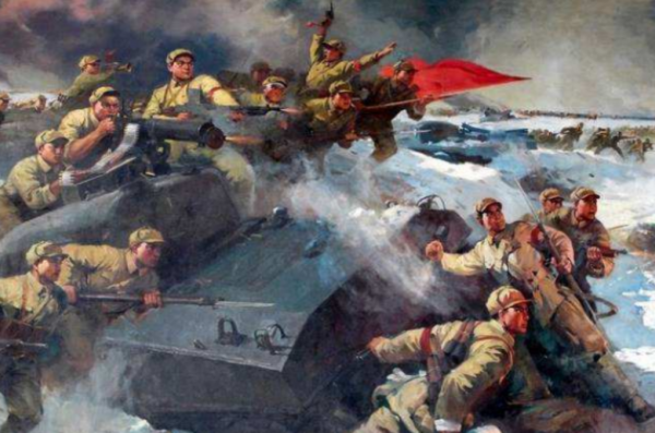 退役老兵深藏功與名，意外暴露身份後，他教育孩子：要對得起先烈