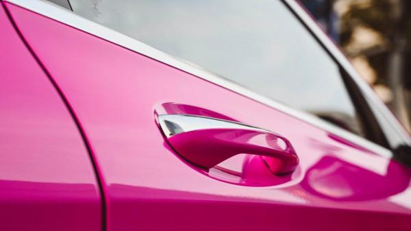 蘇州無二汽車貼膜丨賓士C貼高亮玫紅改色膜