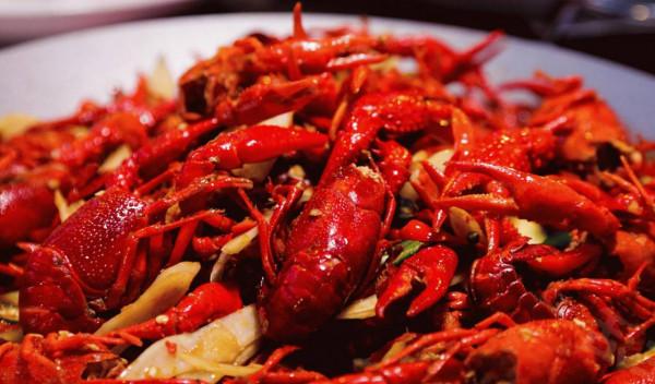 飯店吃飯，我很少點的6個菜，感覺比較髒沒有洗乾淨，你一樣嗎？