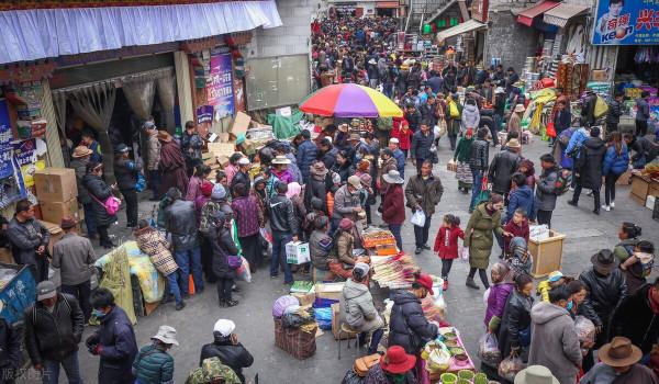 做當地人，過一會藏曆年