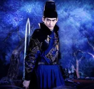 劉學義《夜色暗湧時》上演霸道總裁,還是不如在三界對味 劉學義《夜色暗湧時》上演霸道總裁,還是不如在三界對味