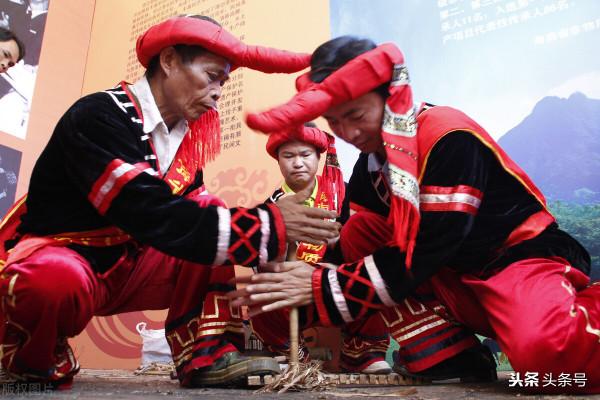 鑽木取火的傳說 鑽木取火的傳說