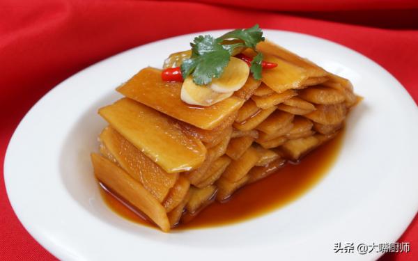 老一輩最愛的下酒菜，好吃還便宜，年輕人沒聽過，現在也很少見了