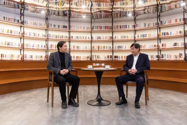 鄧鋒：晶片最新技術落後兩代，科技前沿投資回報看數十年