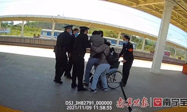 南寧一女子嘴巴周圍長水泡，醫生提醒：這不是“上火”，會傳染