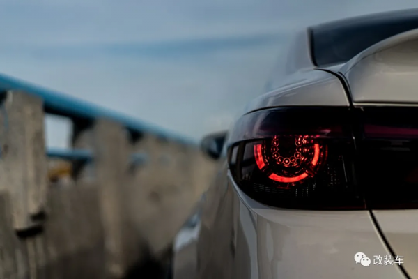 優雅的寬體馬自達阿特茲，還原兩次還是躲不過改裝的&quot;深坑&quot;