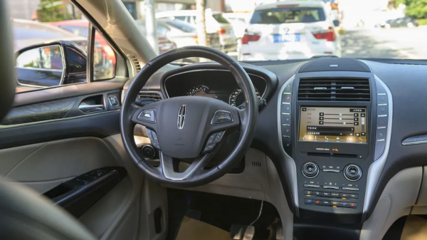 超高性價比的小眾豪華SUV之選——二手 林肯MKC