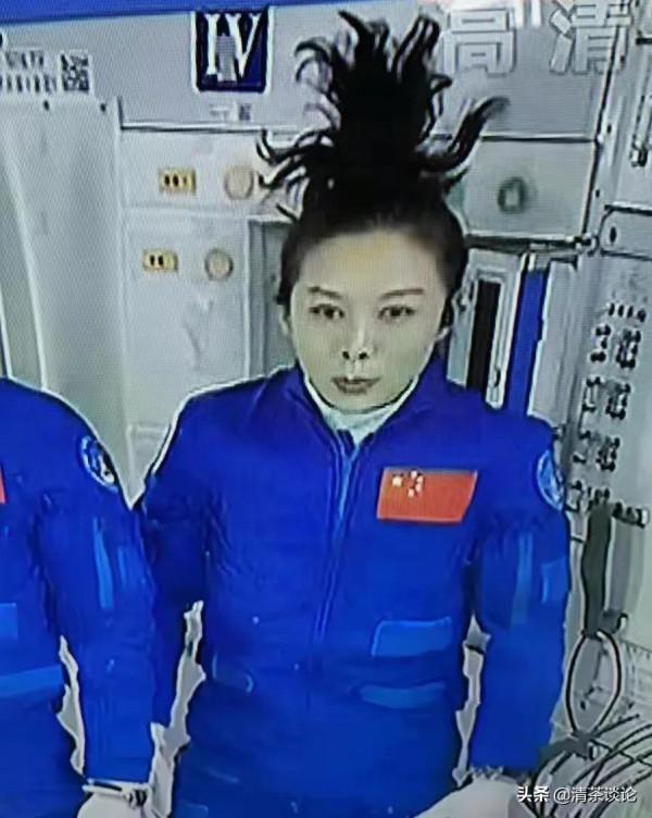 不經一次徹骨寒，哪來怒發對紅顏，王亞平水下訓練照初次曝光