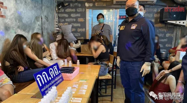 泰國新年眾生相：唐人街人山人海，交通死超新冠，餐廳客聚眾嗑藥