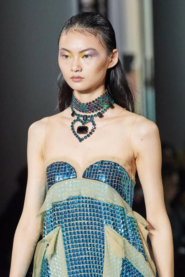 RR · TRENDS|時裝週看珠寶:流行密碼正當時 RR · TRENDS|時裝週看珠寶:流行密碼正當時