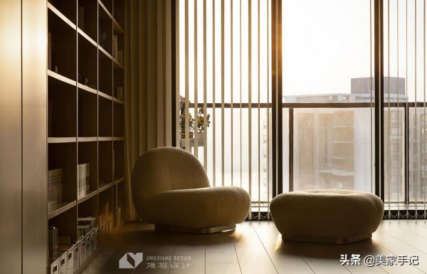 深圳夫妻136㎡的家，僅憑一個客廳就圈粉無數，不要電視牆太香了