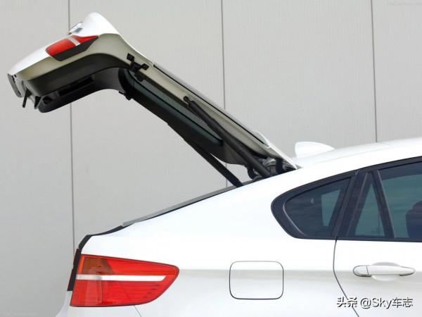 轎車選S級，SUV選X5，跑車選911？