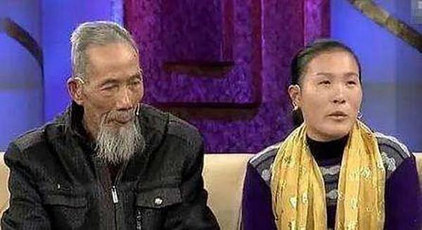 8年前，湖南71歲郎中生一男孩，如今由外婆照顧，夫妻倆在外旅遊