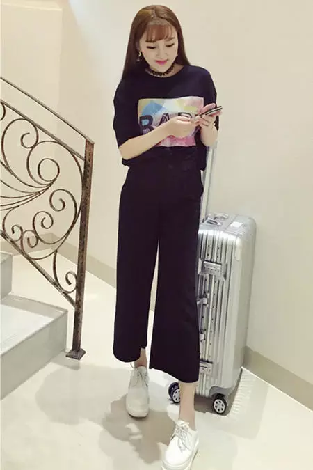 休閒+減齡的氣質女生夏天穿衣搭配，好美呀...