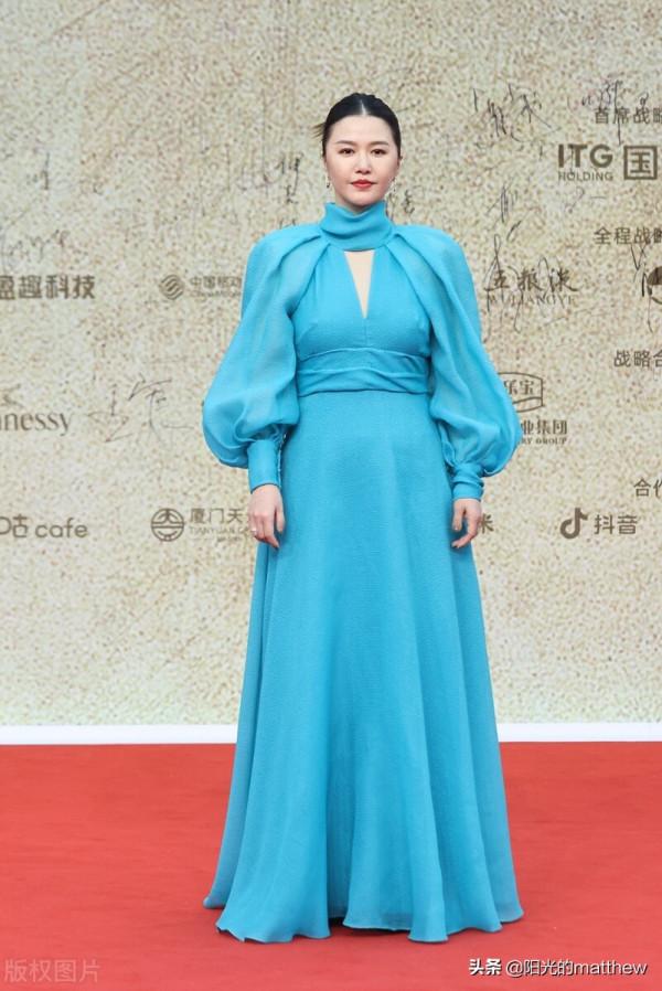 第34屆金雞獎閉幕紅毯:群星歡聚,林允粉色花苞裙真是仙女本人了 第34屆金雞獎閉幕紅毯:群星歡聚,林允粉色花苞裙真是仙女本人了