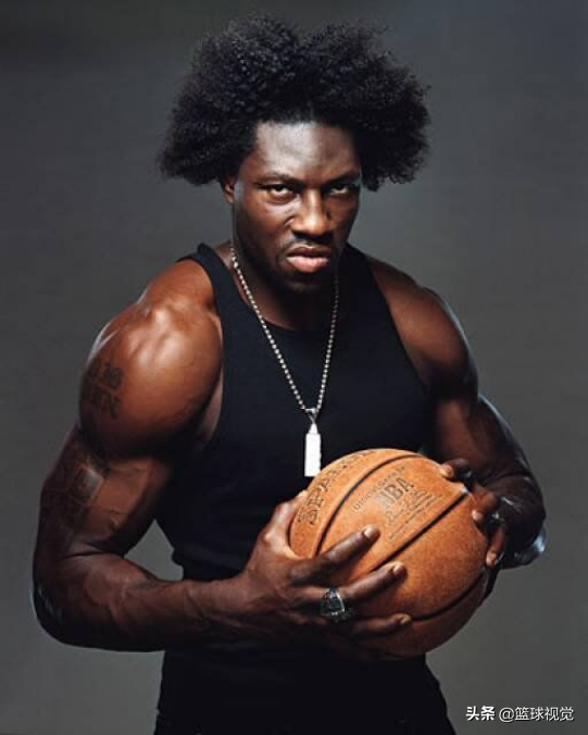 本華萊士成為聯盟歷史上，首位以落選秀身份正式入選名人堂的成員