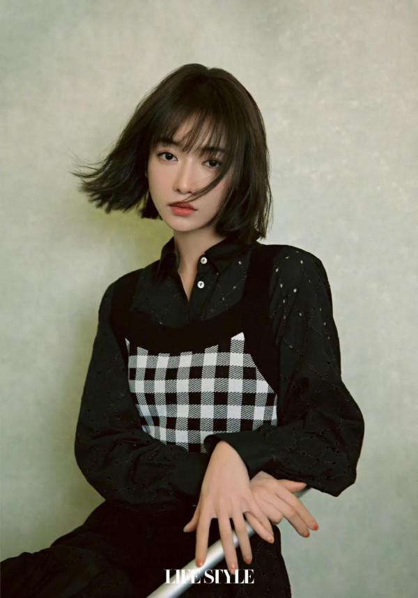 吳謹言暖陽居家大片