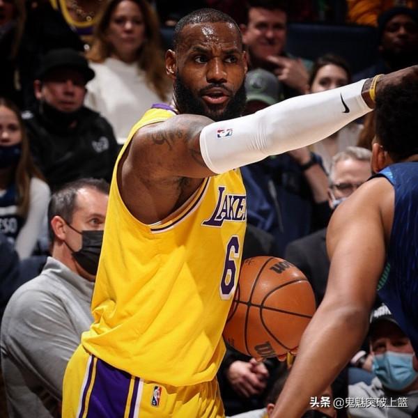 準備好撿漏吧，湖人！冠軍中鋒就要被拋棄了……
