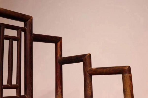 步步高昇椅，黃花梨束腰馬蹄腿案几