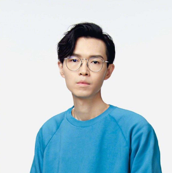 方大同被曝交往可愛女友,粉絲:千年老樹終於開花了 方大同被曝交往可愛女友,粉絲:千年老樹終於開花了