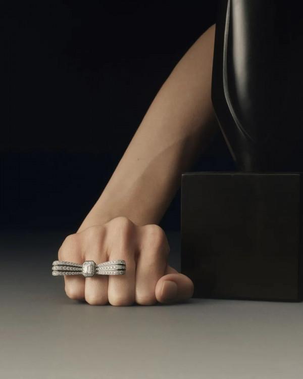 RR · TRENDS | 跨時空光影湧動