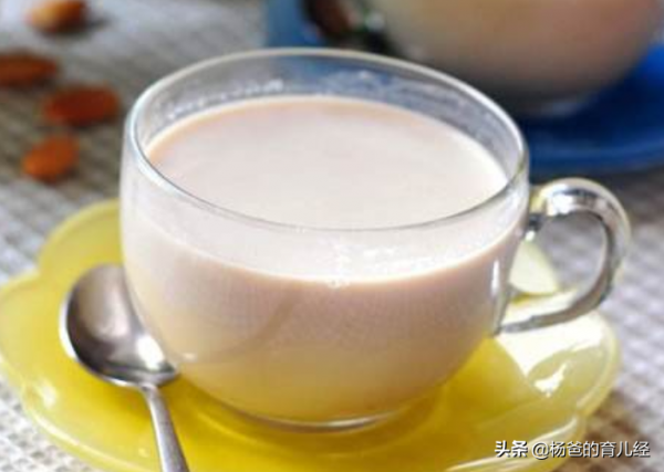 用黑木耳搭配核桃，做成育兒飲品太香甜，營養美味，孩子特喜歡