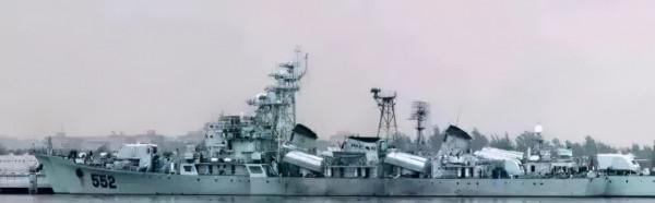 中國海軍有多硬？香港迴歸前夜，中國軍艦1對34，沒開炮震懾英軍