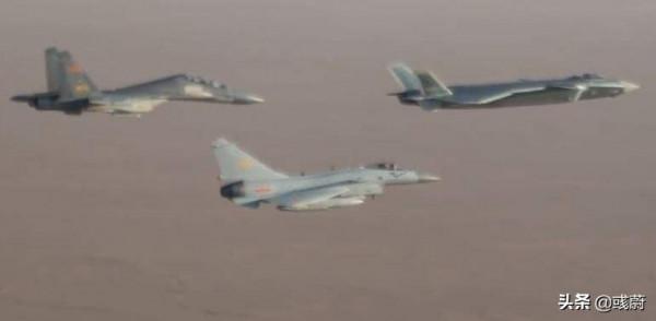 論進步，沈飛國產蘇27讓中國縮差30年，成飛則讓中國超前至少10年