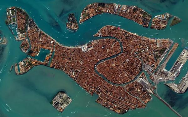 換個角度看地球，顛覆原來的想象