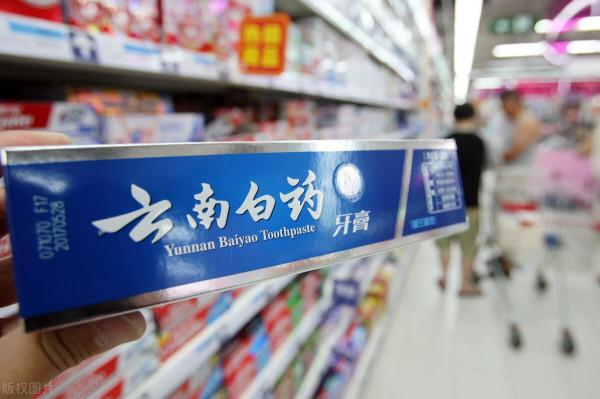 雲南白藥虧損15億 有6億虧在小米上了 今年小米銷售不是還不錯麼 雲南白藥虧損15億 有6億虧在小米上了 今年小米銷售不是還不錯麼