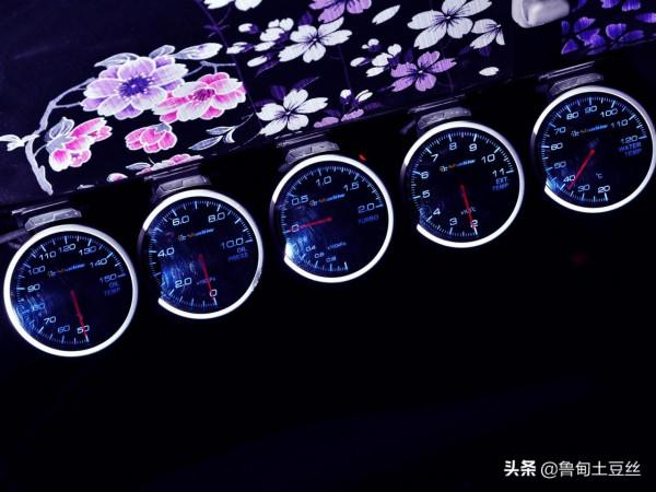 「轂銳馳」超級模仿秀&mdash;雨燕的斯巴魯STi情節