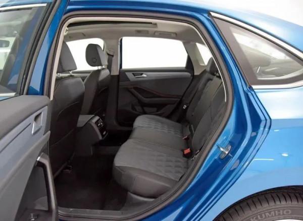 15萬左右，速騰PK思域，哪款適合家用？