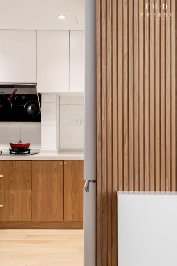 92㎡剛需小三室，原木+布藝打造日式風，簡單又治癒的氛圍很心安