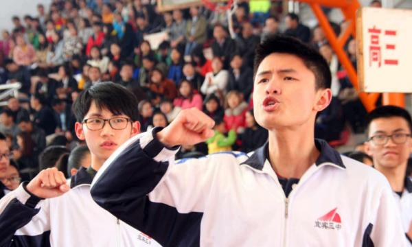 普高雞頭和重點鳳尾的差距，在高二會爆發，幸好當初沒選錯