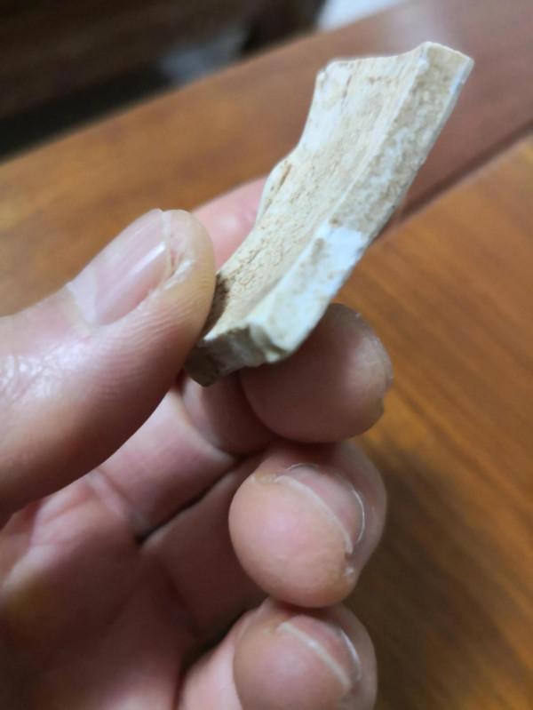 發兩張明早期釉裡紅瓷片標本圖片,想學就請你仔細瞅瞅 發兩張明早期釉裡紅瓷片標本圖片,想學就請你仔細瞅瞅