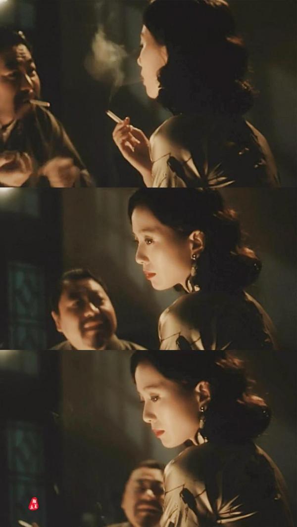 劉詩詩這套旗袍自帶一種妖冶病嬌的味道