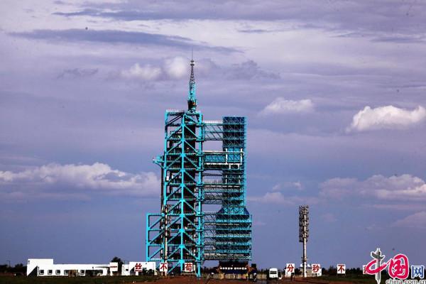 中國載人航天史回顧｜神舟十號：完成首次太空授課 全面進入載人空間站工程建設階段