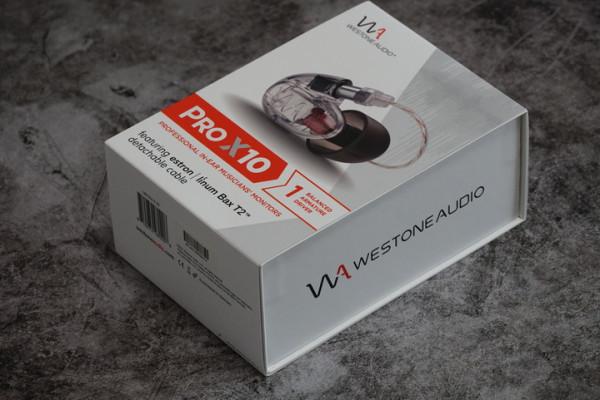 媽媽，我看到了有線耳塞未來的樣子