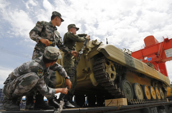 09年國際特種兵競賽,河南小夥率隊破紀錄,打敗歐美13支特種部隊 09年國際特種兵競賽,河南小夥率隊破紀錄,打敗歐美13支特種部隊