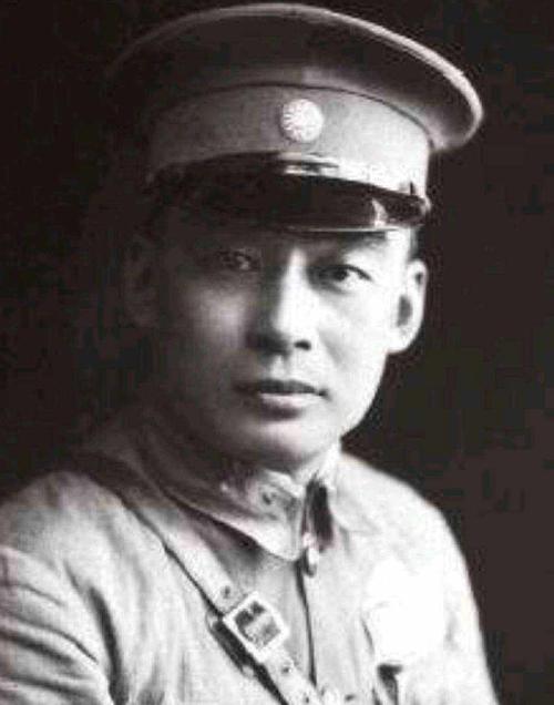 46年毛主席撤離延安時，在牆上給胡宗南留下24字，胡看後大笑不止