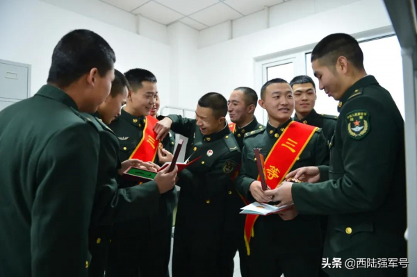 “鐵拳旅”：數百官兵受表彰