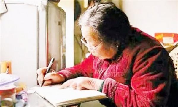 最後的三個特務：留在大陸幾十年一直過得很幸福，還拍了張合影