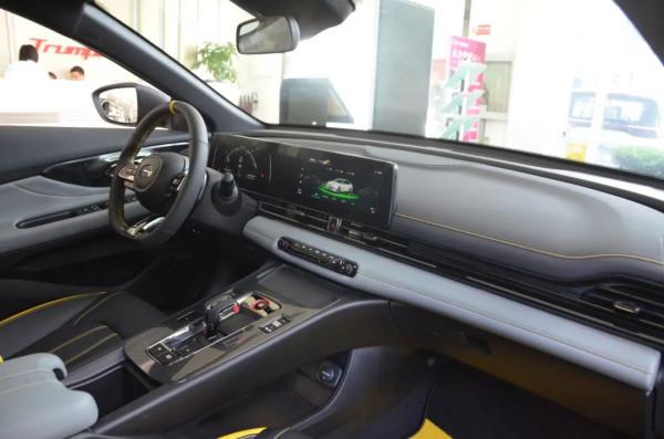 007探店:思域有對手了?靜態實拍廣汽傳祺影豹 007探店:思域有對手了?靜態實拍廣汽傳祺影豹