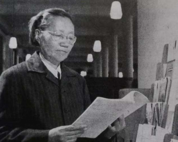 本可以追逐諾貝爾獎，卻為研究我國首顆原子彈，她選擇了隱姓埋名