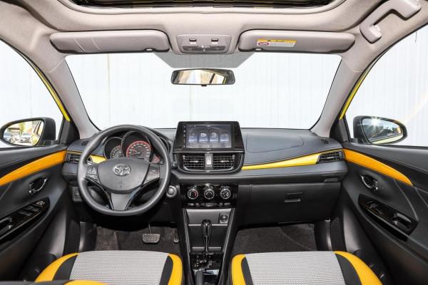 試駕威馳FS 鋒潮版，搭載1.5L+CVT，售價9.28萬，家用代步正合適