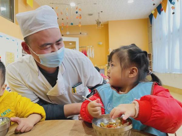 在柏林陽光幼兒園,食材須過五關斬六將 在柏林陽光幼兒園,食材須過五關斬六將