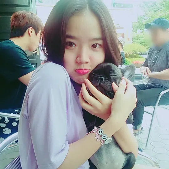 “天才童星”金香奇：3歲出道12歲就爆紅，被眾多前輩捧在手心裡