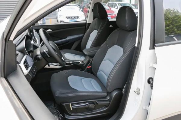 5萬左右入手，二手寶駿530自動精英版大空間小油耗